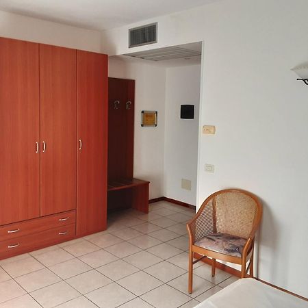 Hotel Florida Limone sul Garda Luaran gambar